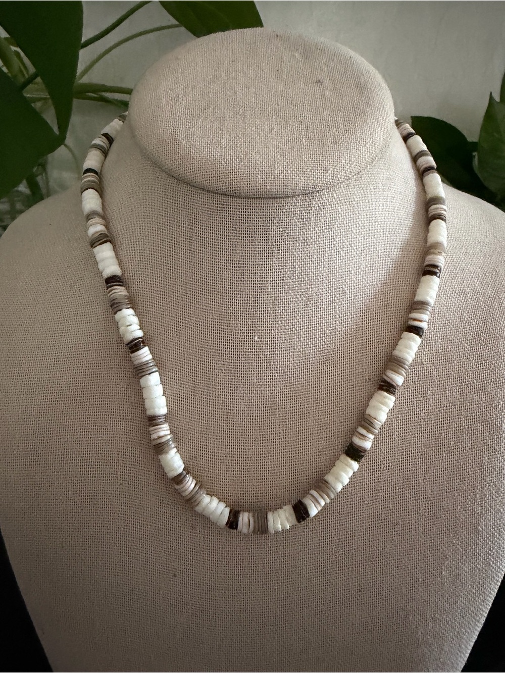 Vintage 79’s White & Brown Shell Heishi Puka Shell Surfer Hawaiian Necklace
